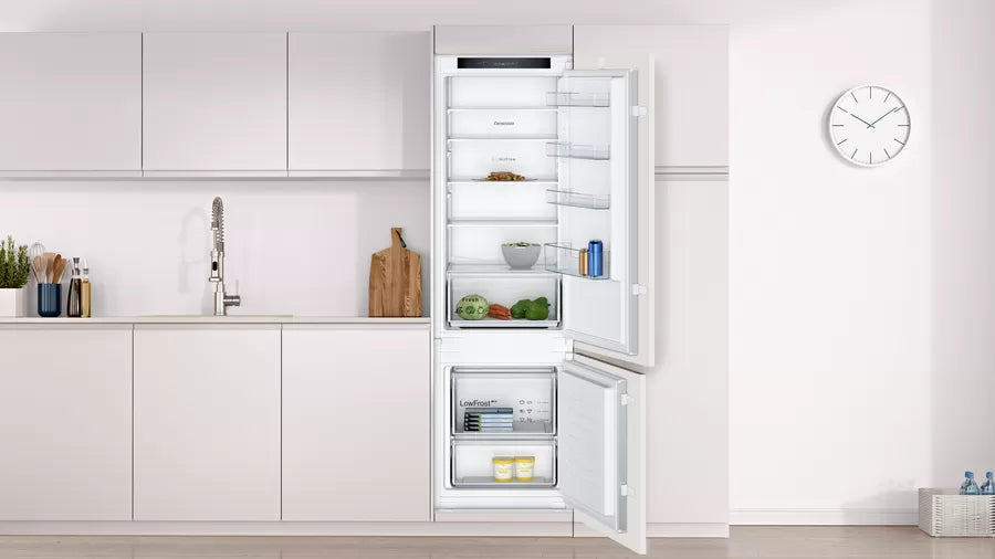 Constructa CK587VSE0, Kühlschrank mit Gefrierfach unten